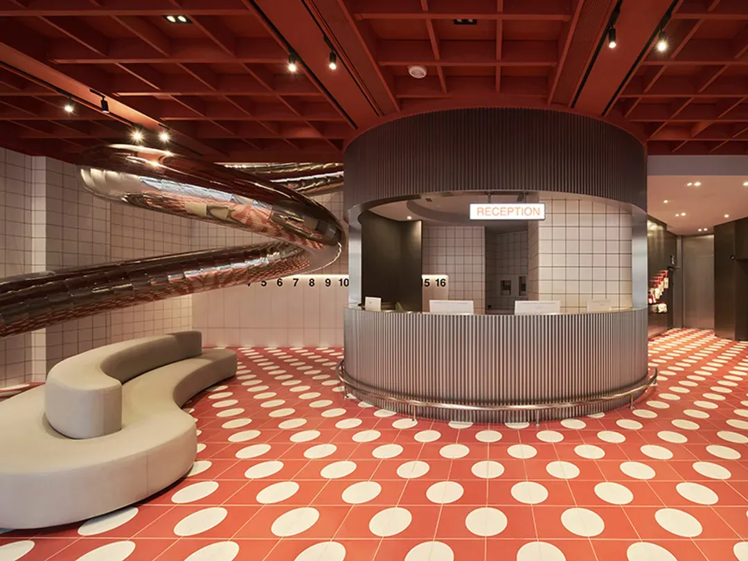 RedDot Hotel