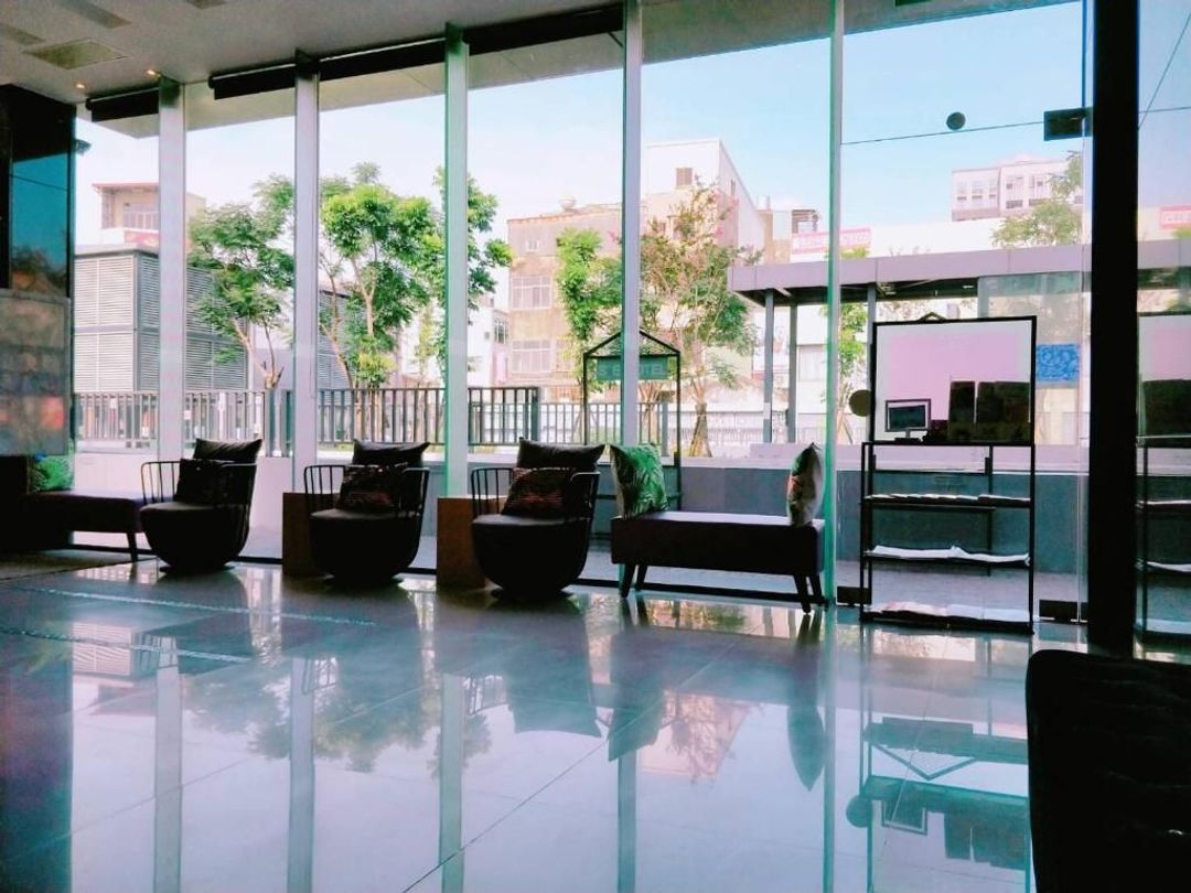 S&E HOTEL