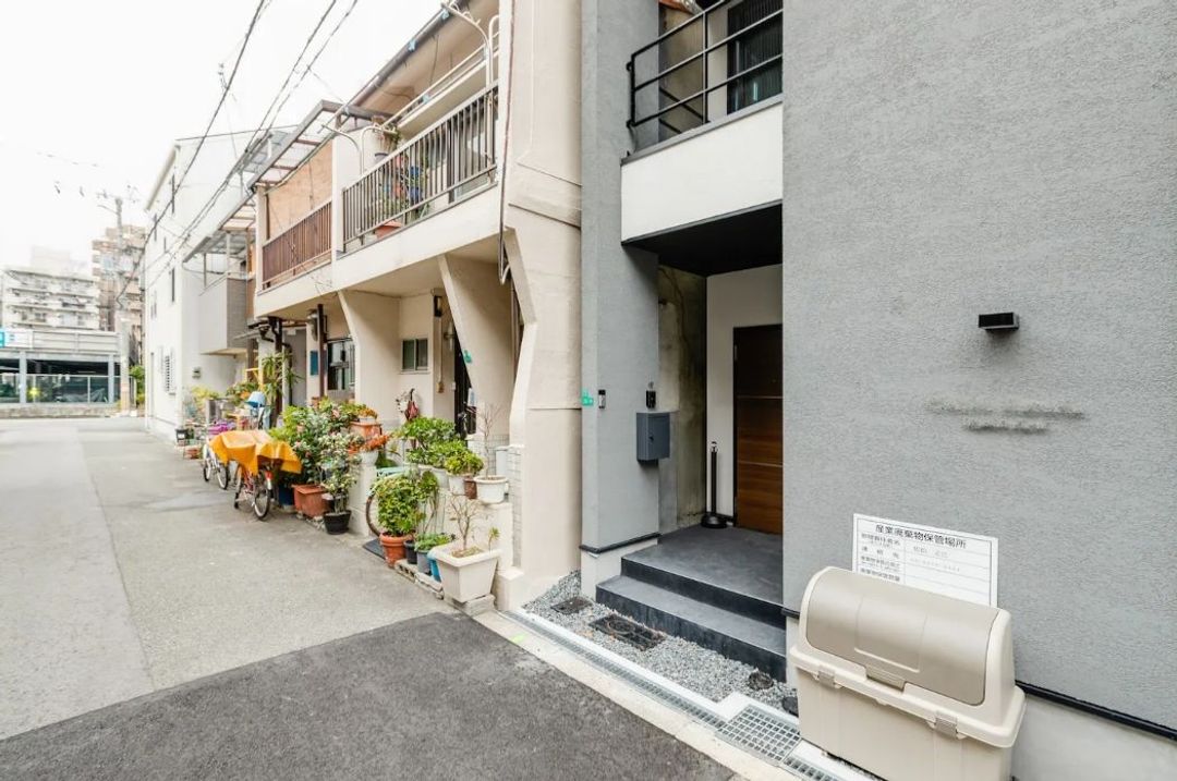 CASA Higashimikuni 01☆Designer Home☆Stn 7min Walk