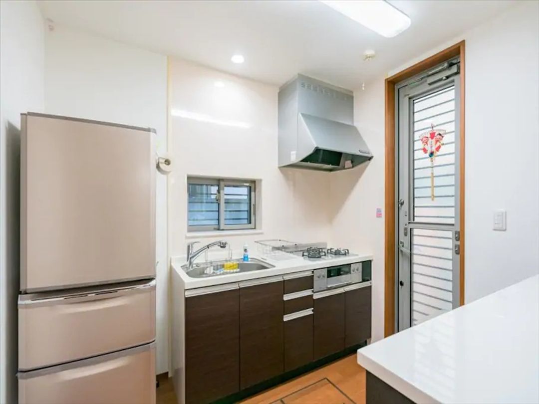 2-story villa in Shinjuku/4min walk to Yotsuya station/Near Shinjuku Gyoen/3 bedrooms/1 living room/80㎡/Max 8pax