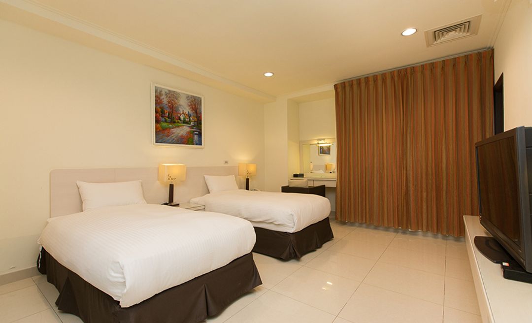 F HOTEL Sanyi-6