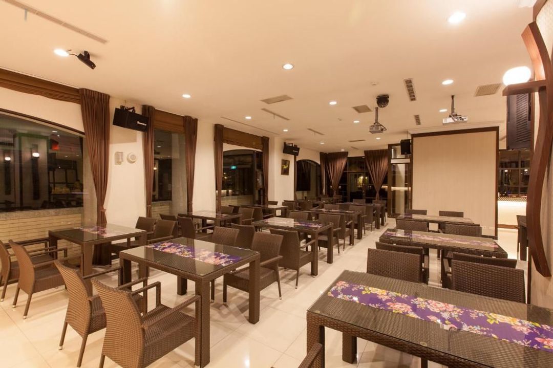 F HOTEL Sanyi-12