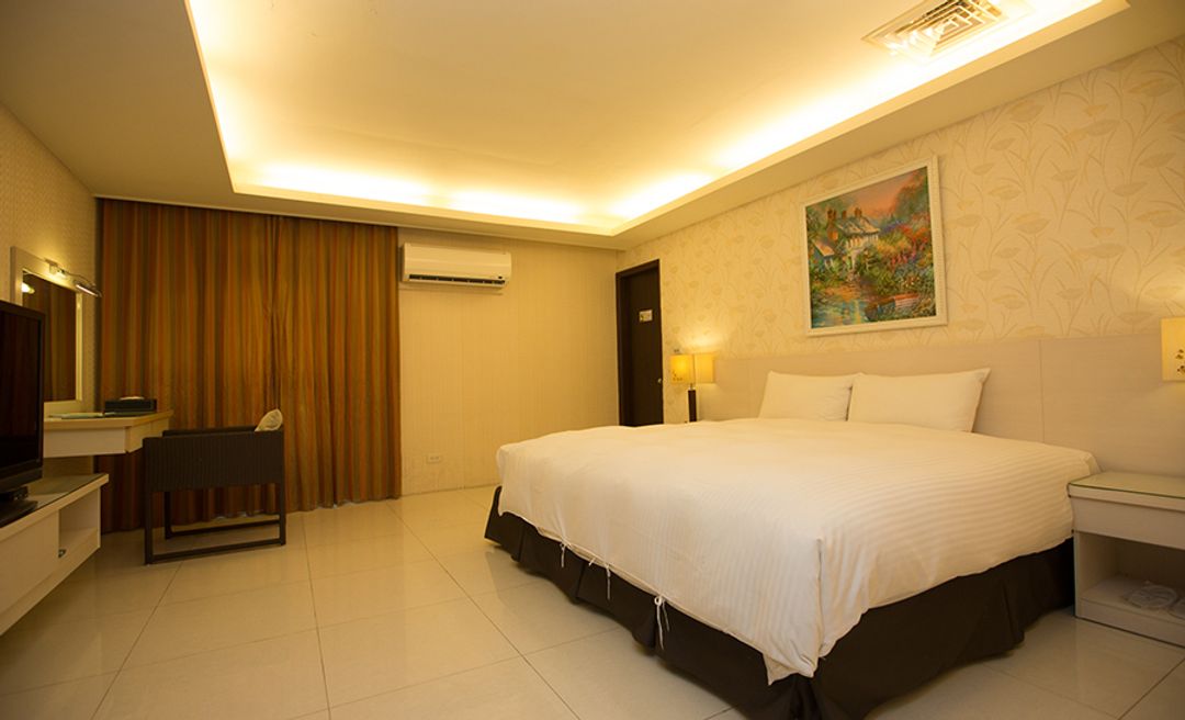 F HOTEL Sanyi-5