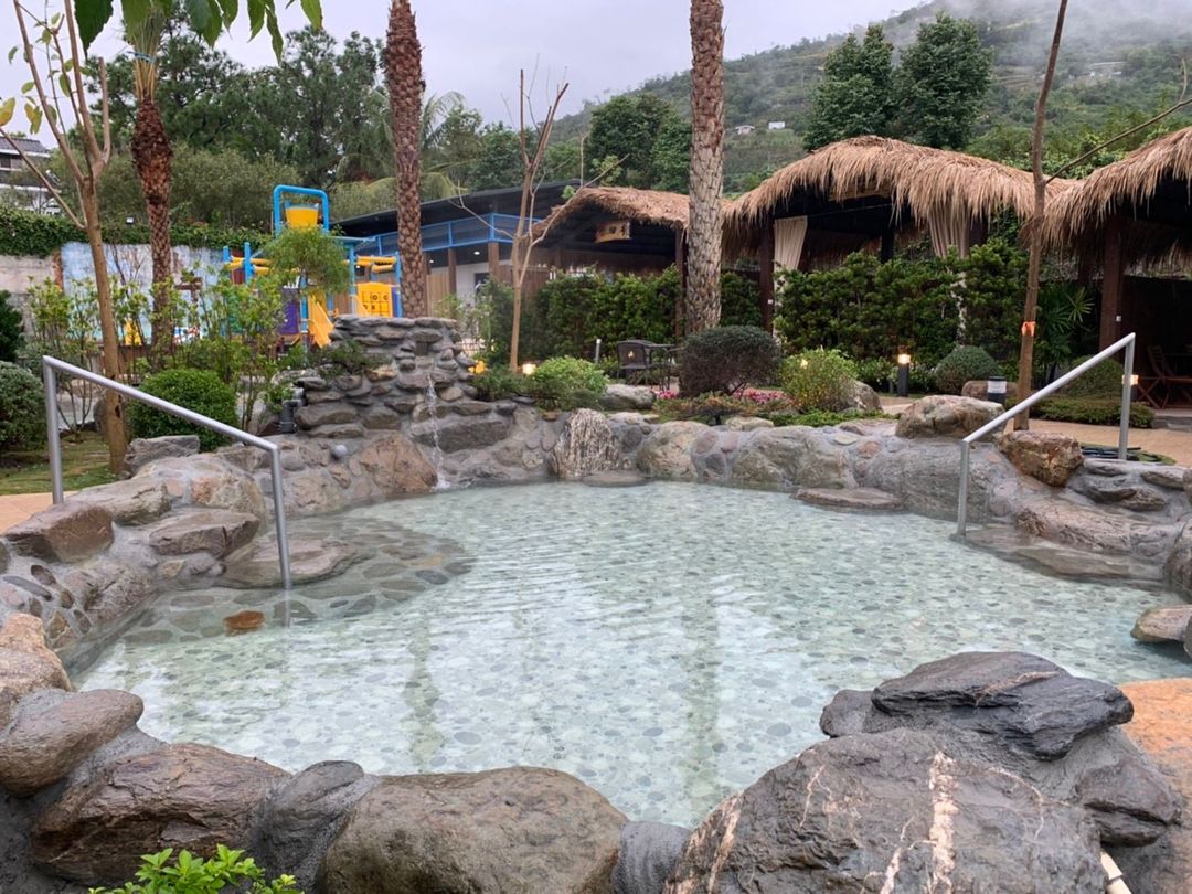 石砌溫泉池