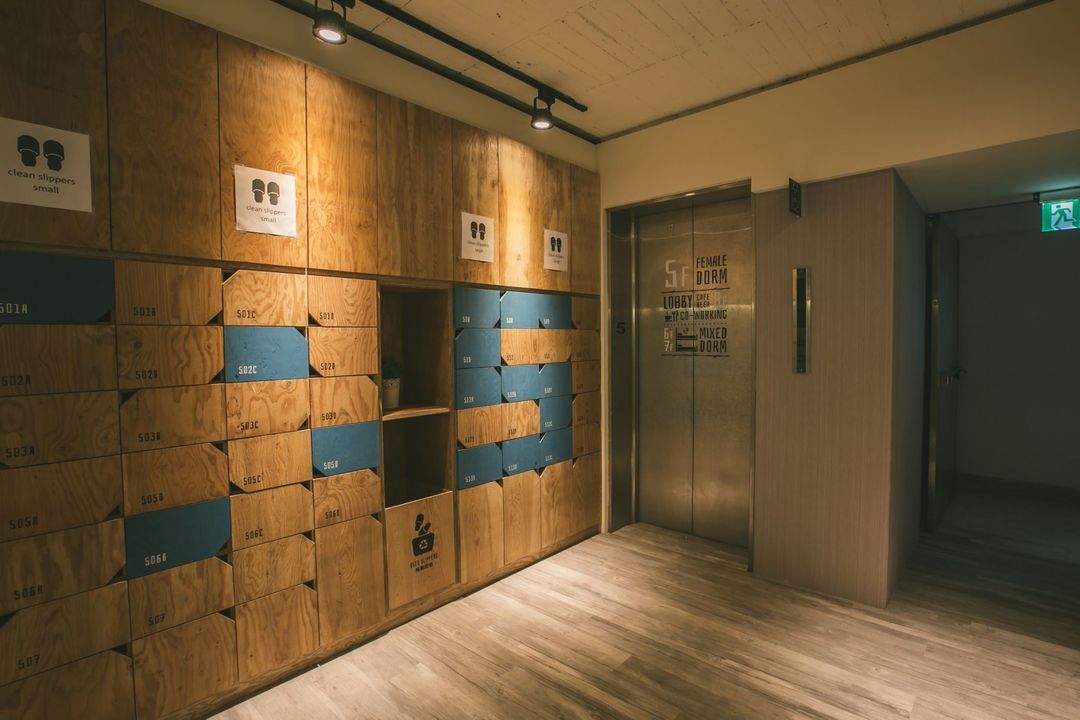 漂鳥草悟道青年旅館