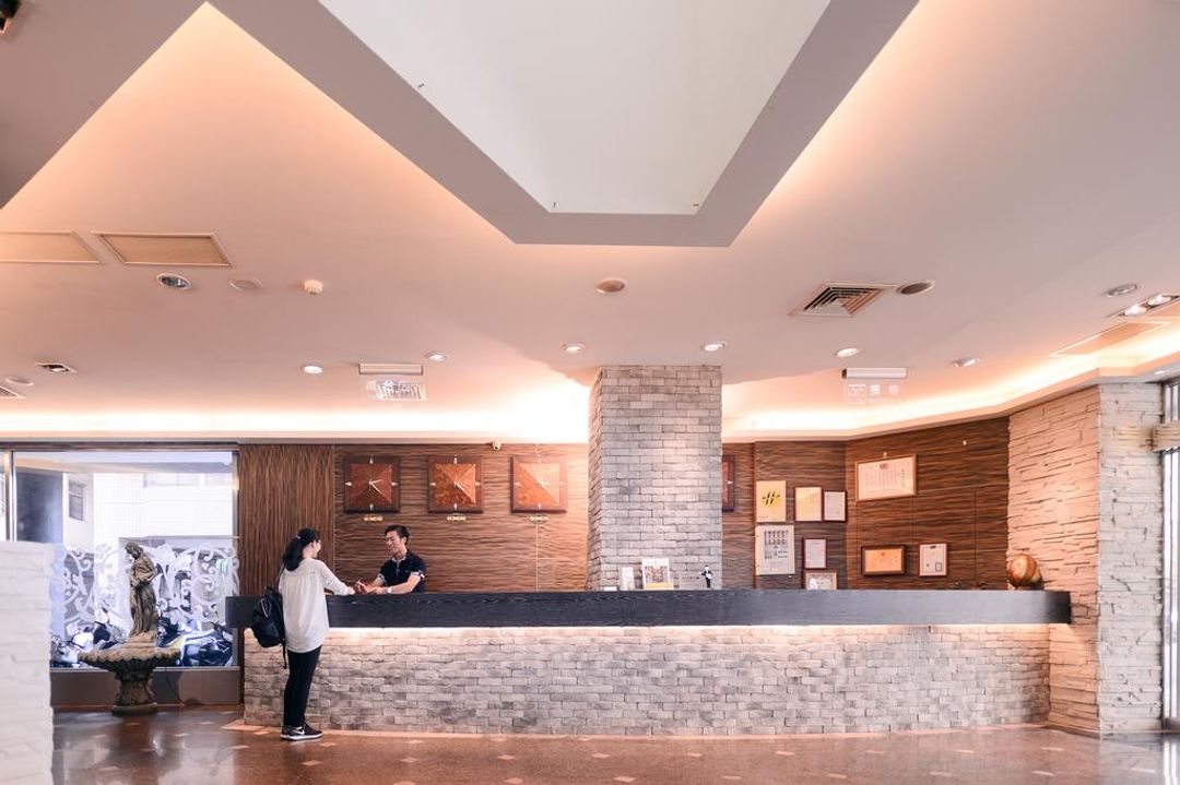 華登商務大飯店 ｜洲際棒球場10分鐘 ｜-8