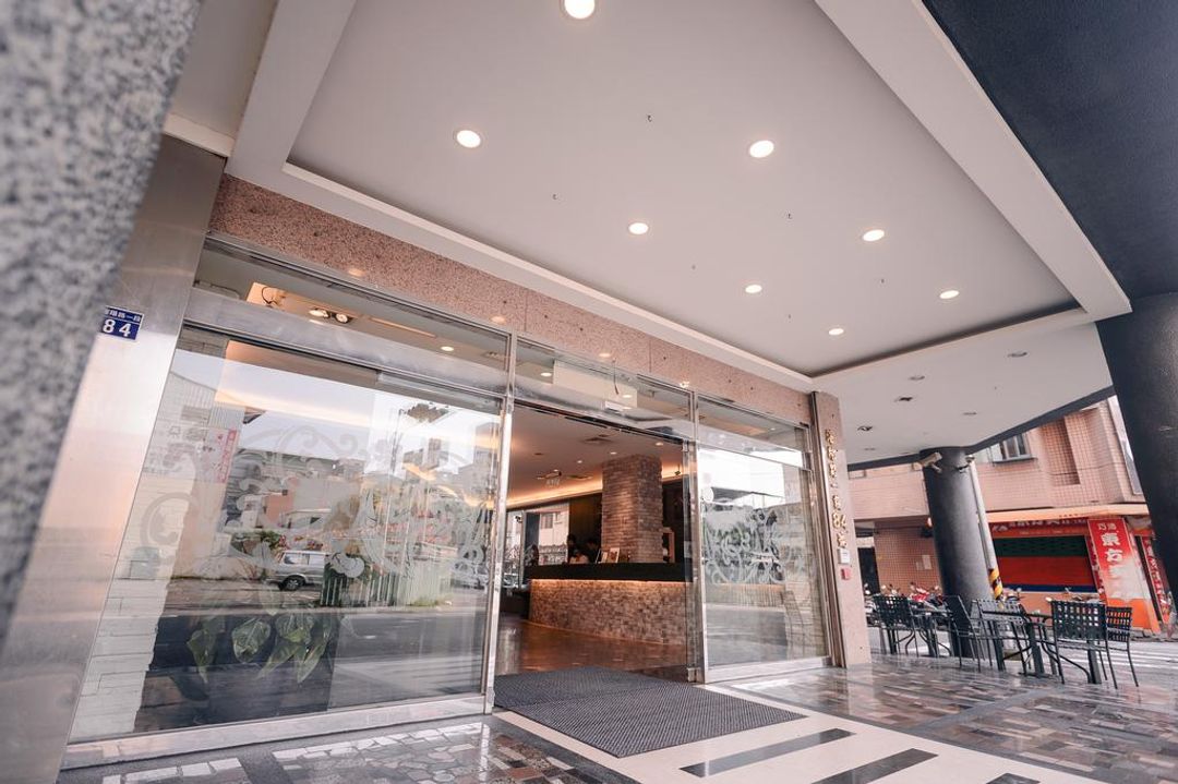 華登商務大飯店 ｜洲際棒球場10分鐘 ｜-14