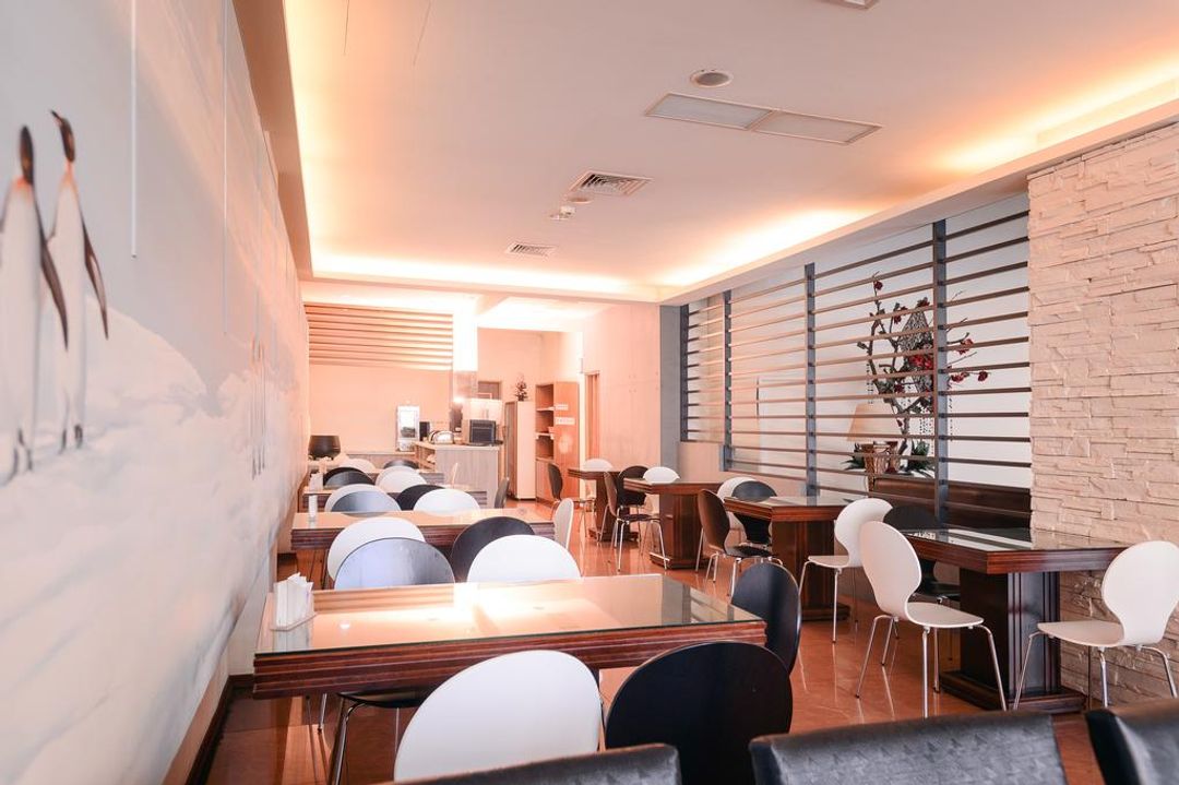 華登商務大飯店 |洲際棒球場10分鐘 |-3