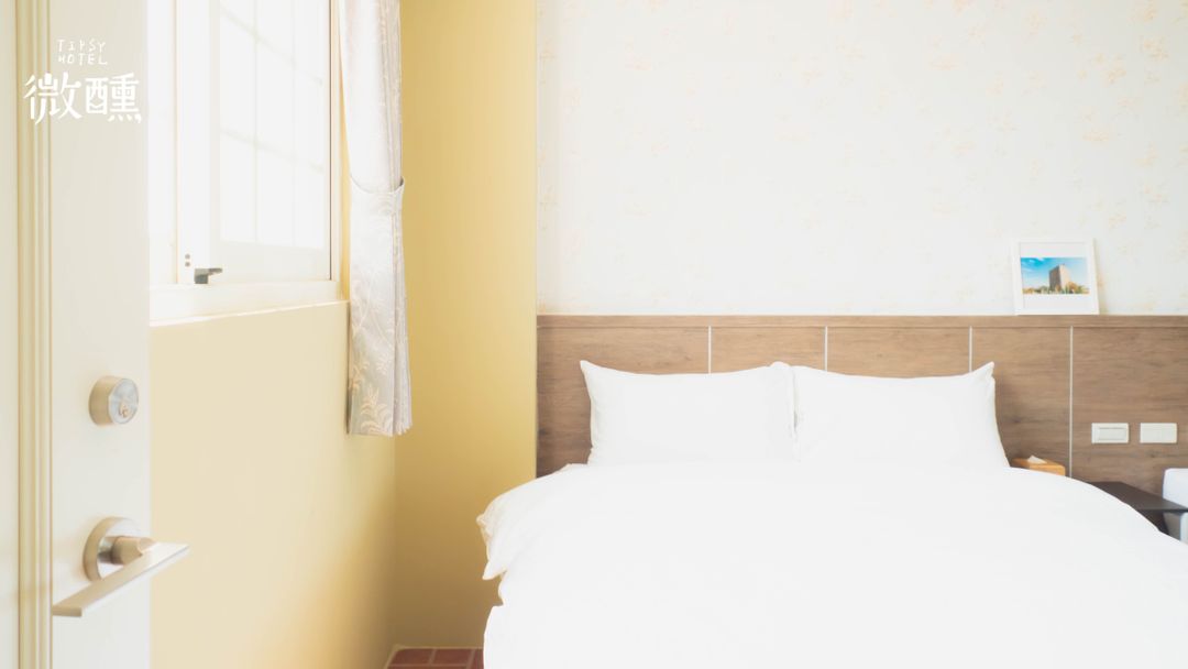 TipsyHotel
