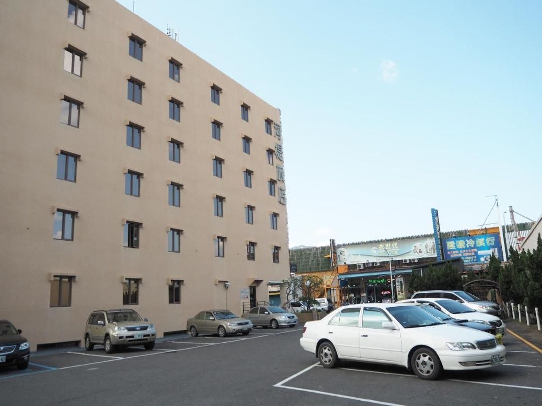 더 리버사이드 호텔 흥천 (The Riverside Hotel Hengchun)