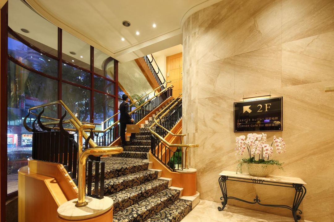 麗尊酒店