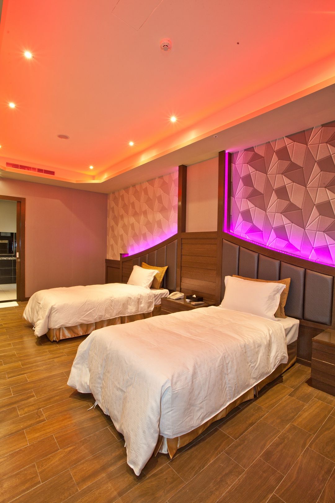 Wei Feng Exquisite Motel - Kaohsiung Nanzhao