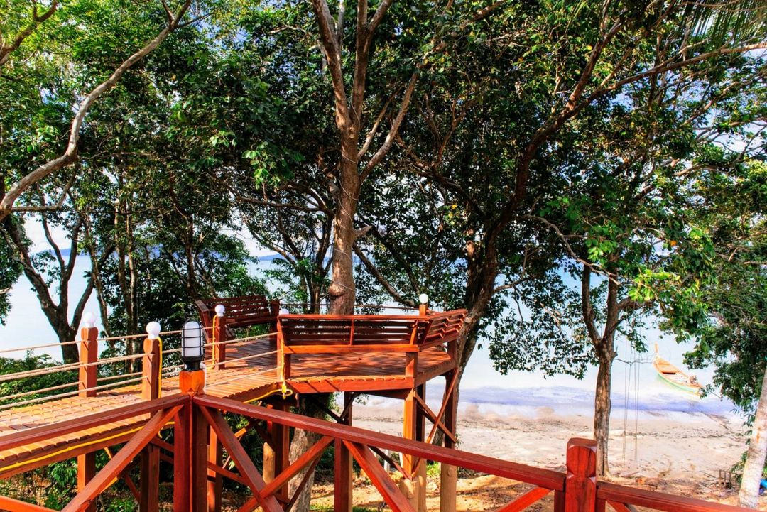 費亞馬斯私人海灘度假村（Phayamas Private Beach Resort - Adults Only）
