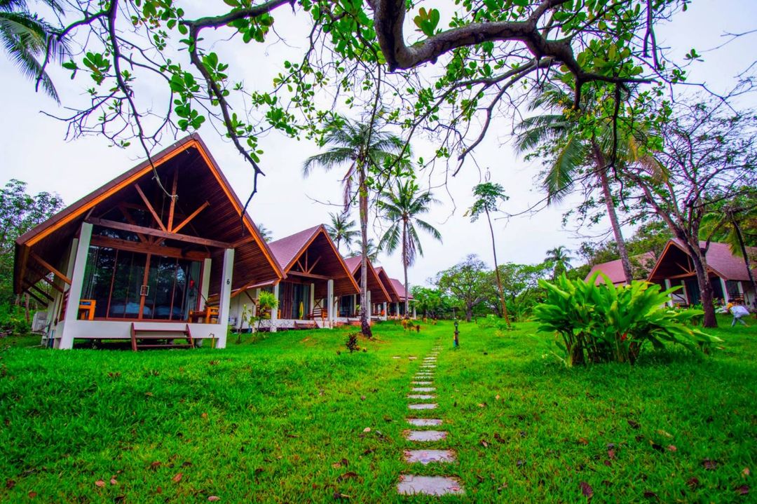 費亞馬斯私人海灘度假村（Phayamas Private Beach Resort - Adults Only）