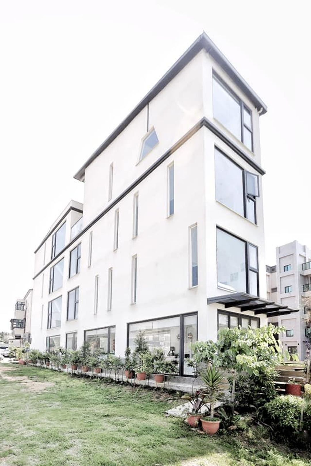 Yishan Village