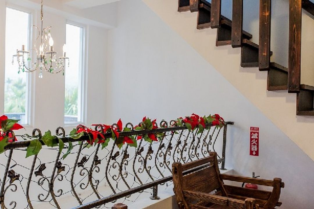 Mountain Castle Vacation Homestay-7