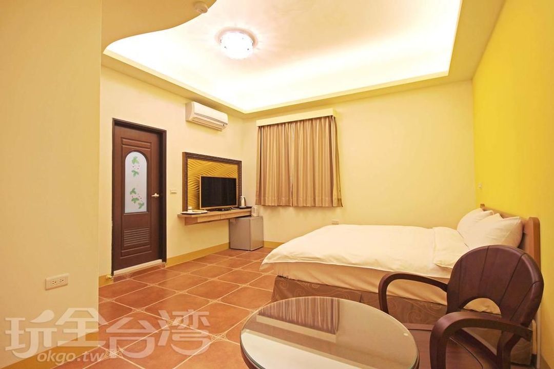 Traveler Guest House-11
