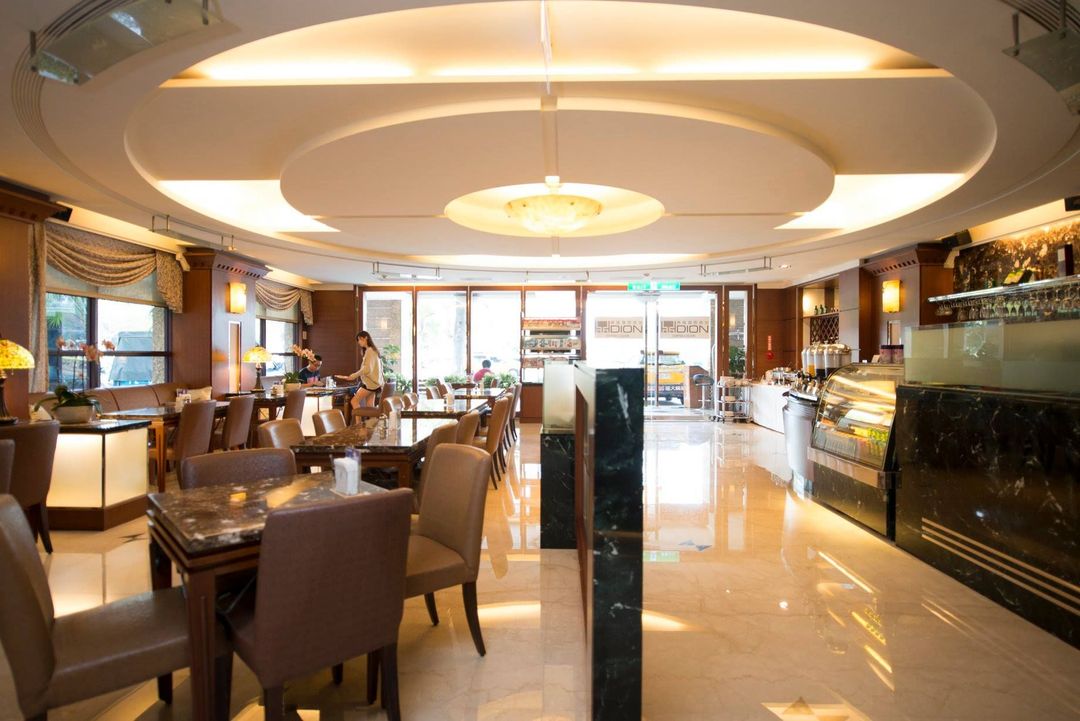 Hotel Dion