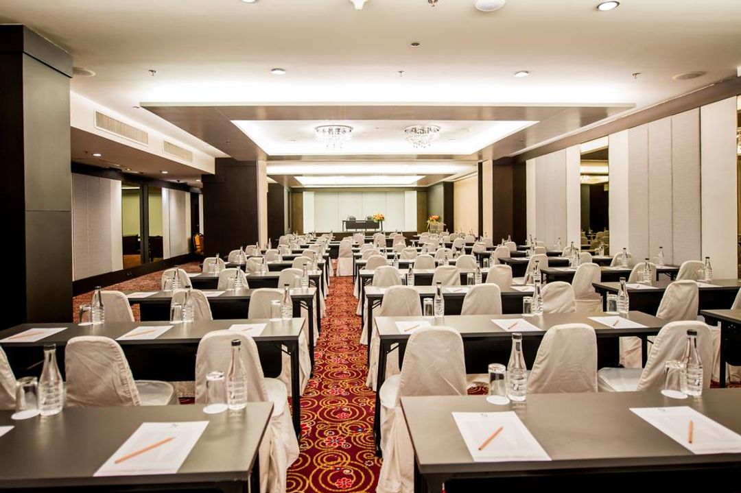 諾沃城大酒店（Nouvo City Hotel - SHA Extra Plus）
