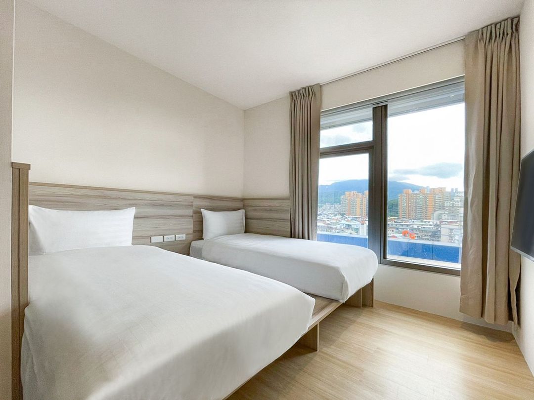 CHECK inn Express New Taipei Tamsui