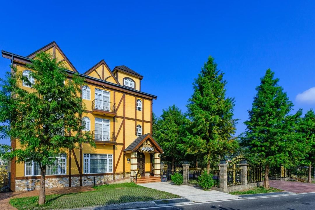 Nantou County-Brest B&B