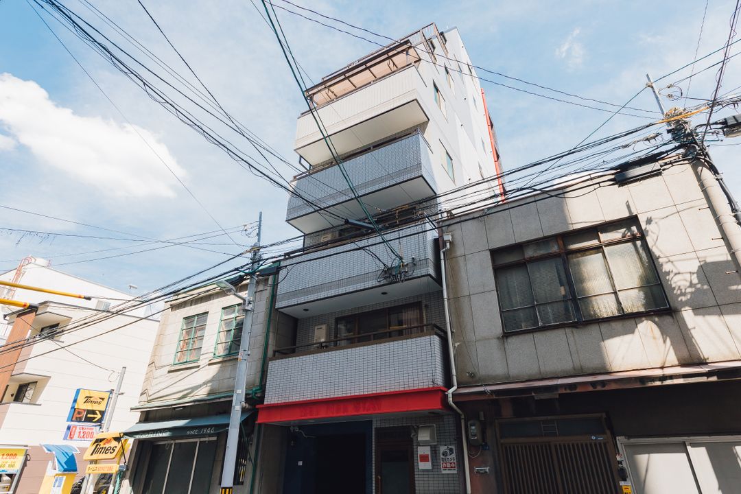 AFP J Apartment-15