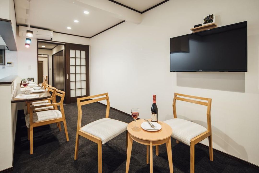 The view of Kitchen&dining. 台所とダイニングの眺めです。