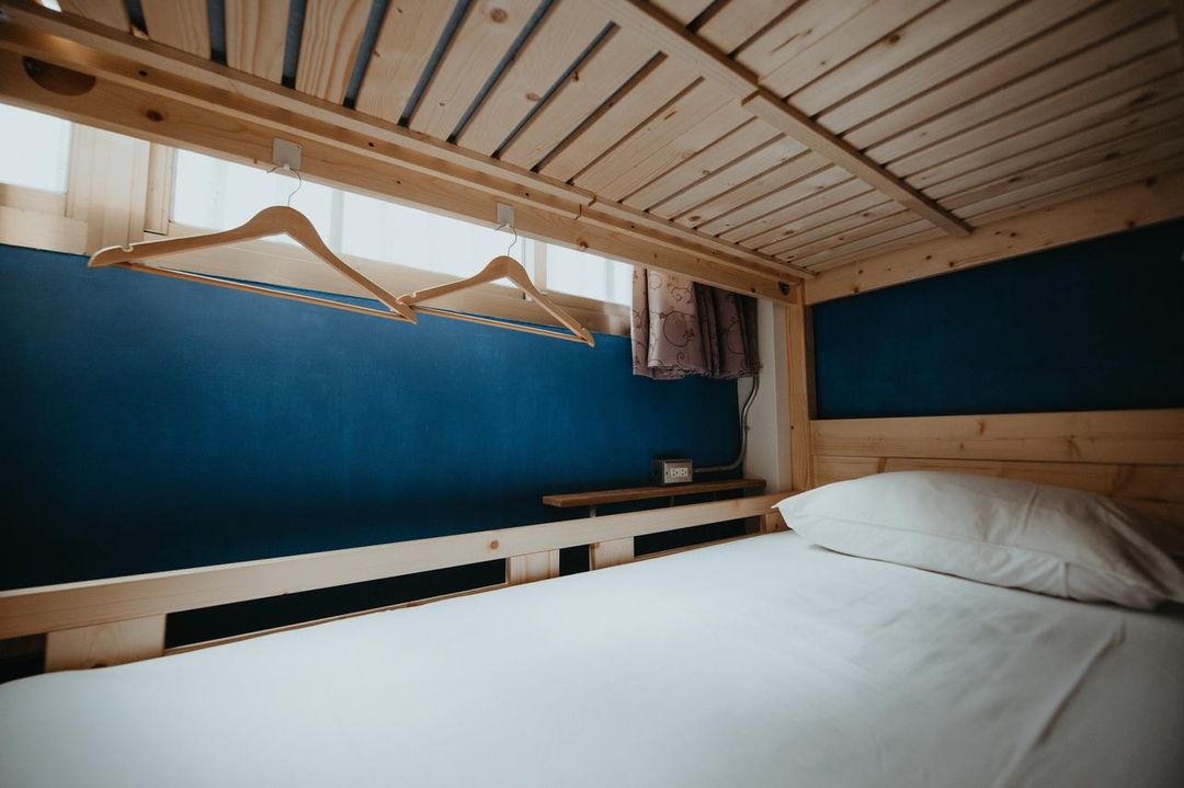 1995 Hostel