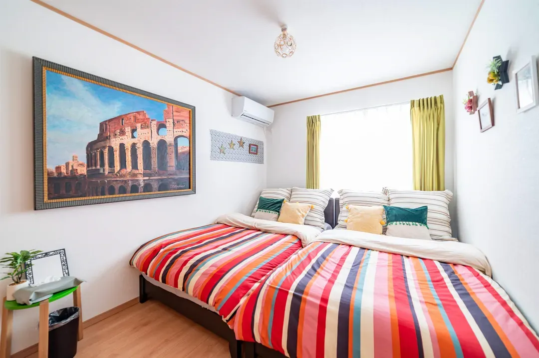 Room2