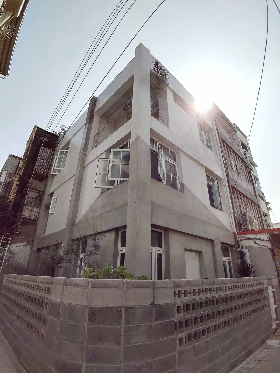 纳春公寓民宿｜紧邻台南赤崁楼