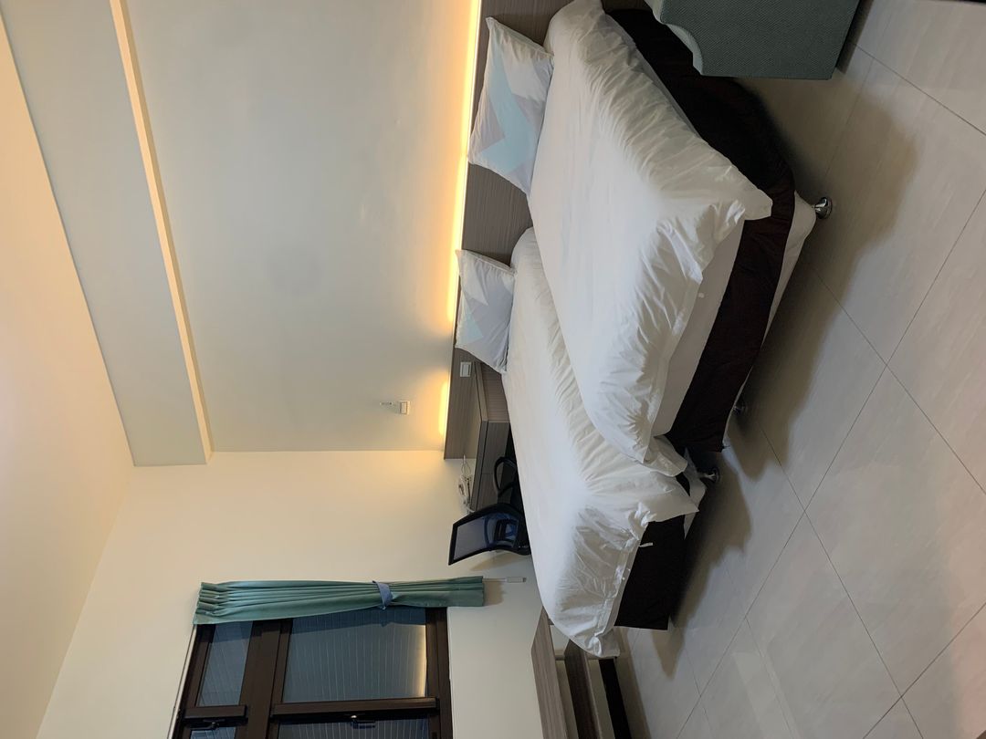 Emerald Gold Diamond Hall 2