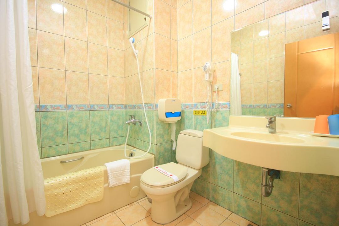 East Commercial Affairs Hotel-13