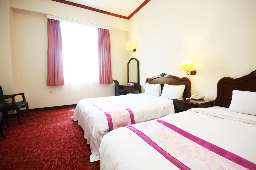 East Commercial Affairs Hotel-11