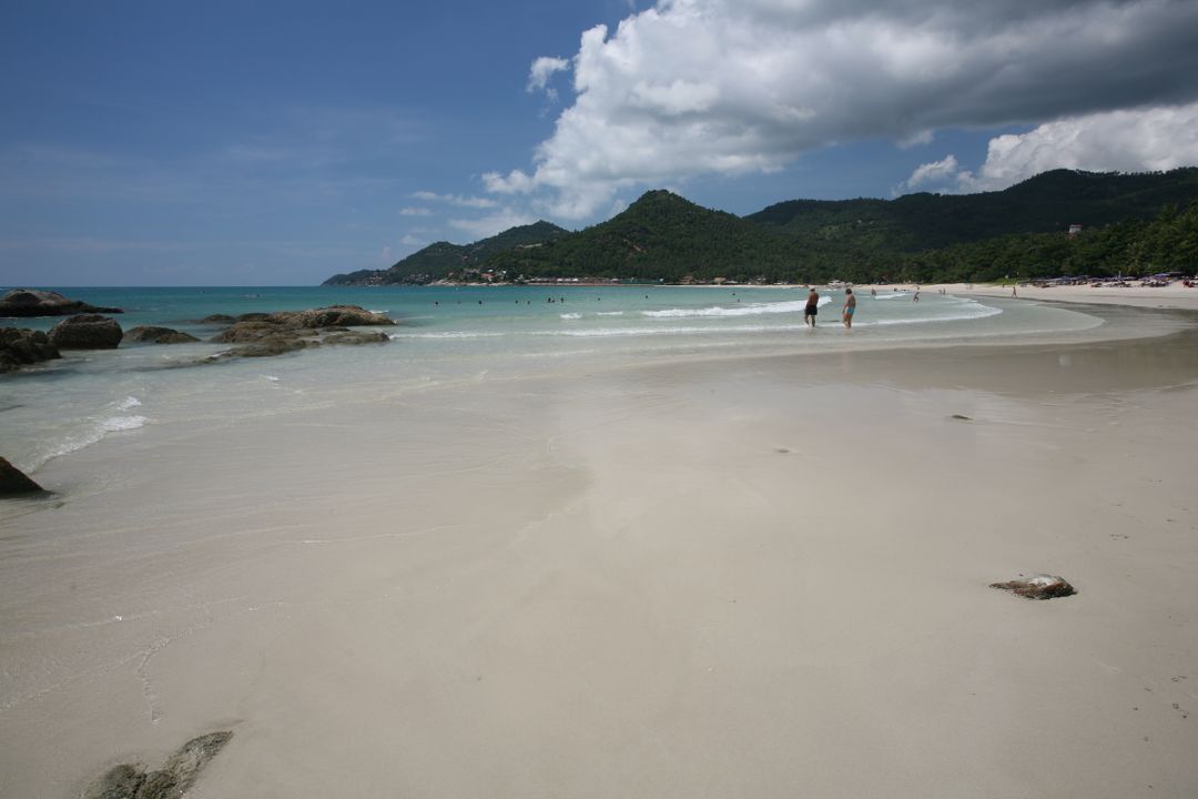 chaweng noi beach