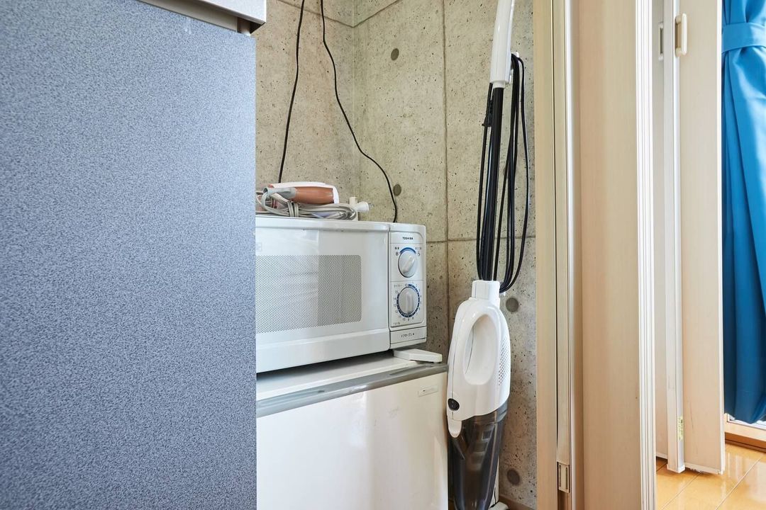 H104: Sangenjaya 2-chome Residence - Shibuya Station 2 stops