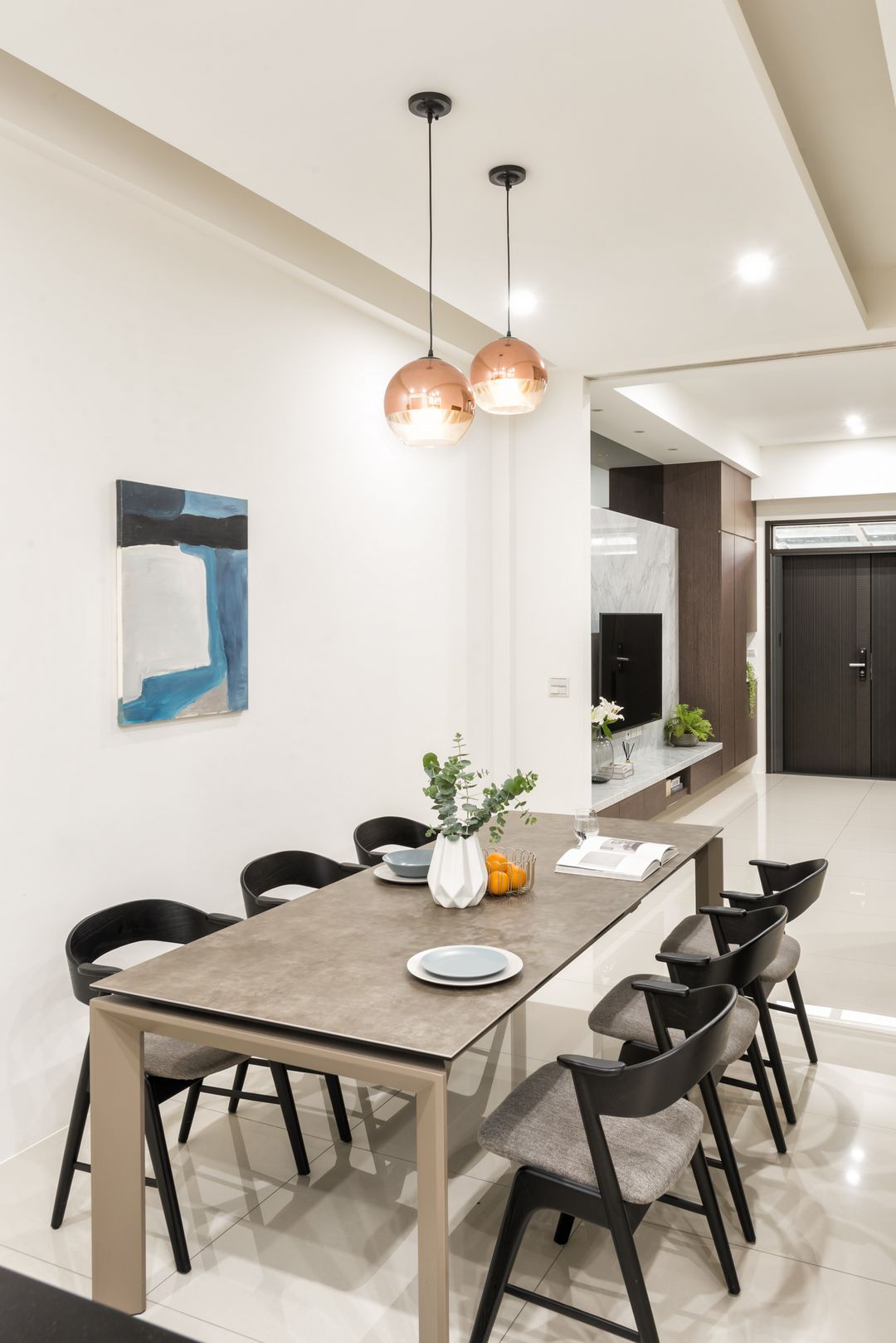 Single Eyelid Homestay