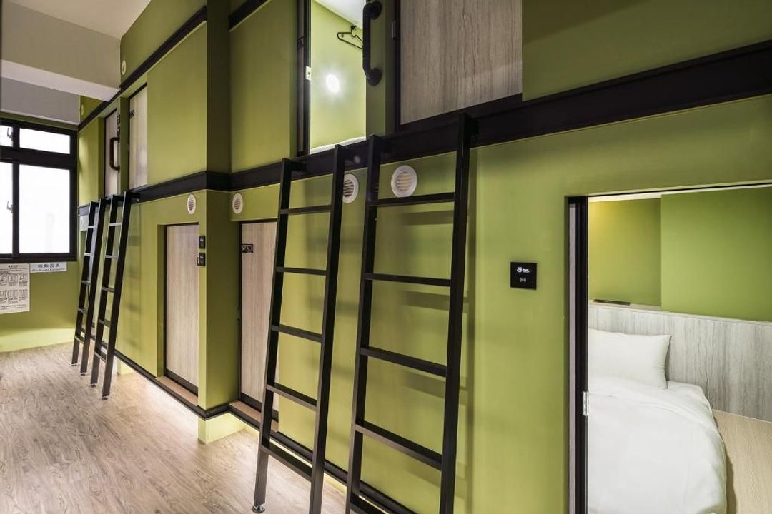 Owl Hostel