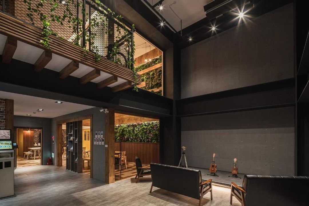 Owl Hostel