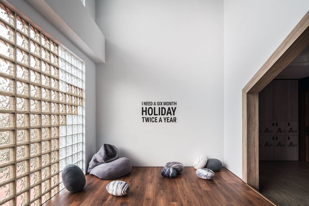 Owl Hostel