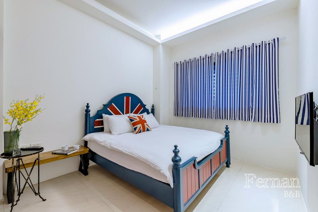Bleu  Hostel