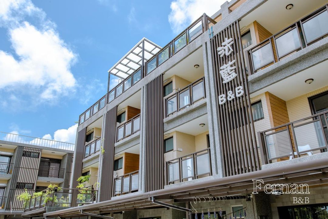 Bleu  Hostel