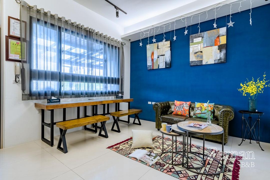 Bleu  Hostel