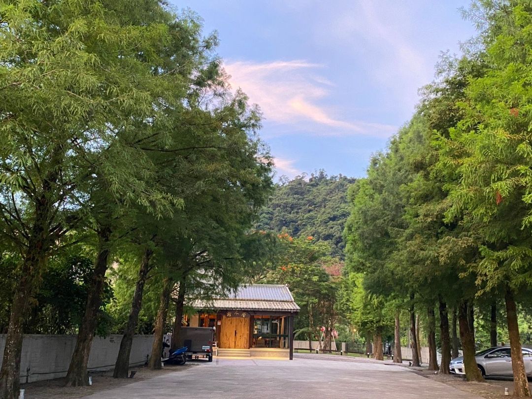 檜木屋民宿 l 免費早餐、近梅花湖風景區-15