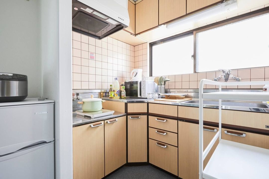 寅Hotel 北上野｜上野車站徒步5分鐘，秋葉原步行可到，機場直達45分鐘，免費Wi-Fi