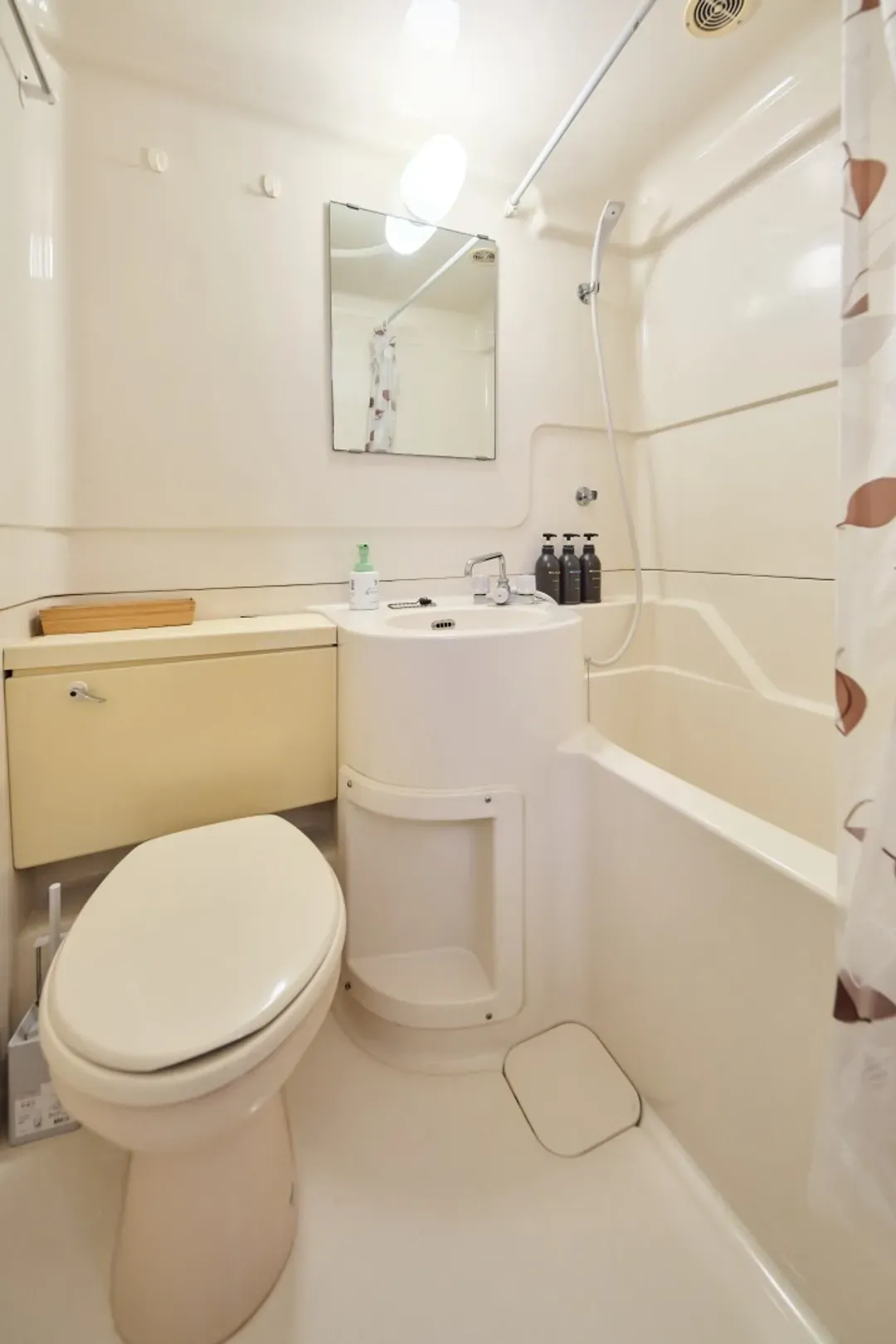 New/Luxury#5mins to Station#Free WIFI# D