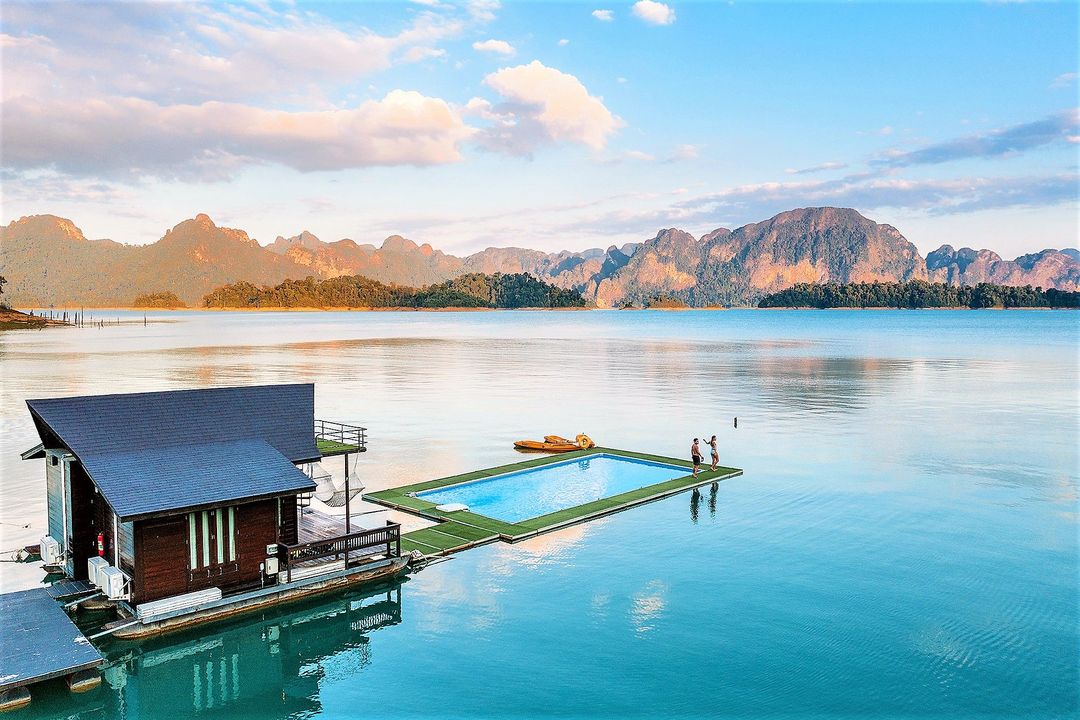 500 Rai Floating Resort