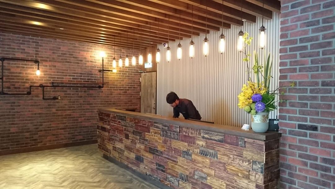 城市商旅-驳二馆