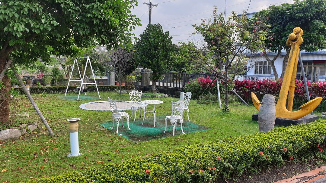 Beautiful Lotus Monroe Resort