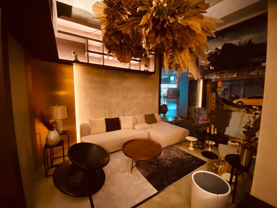 W house