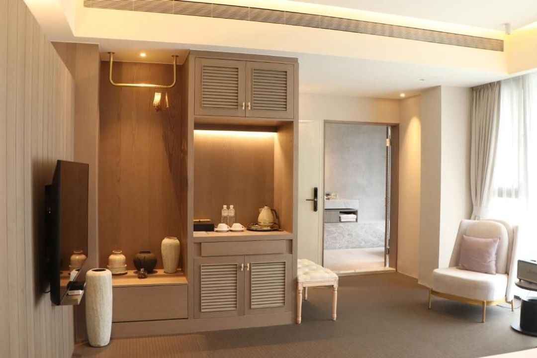 W house